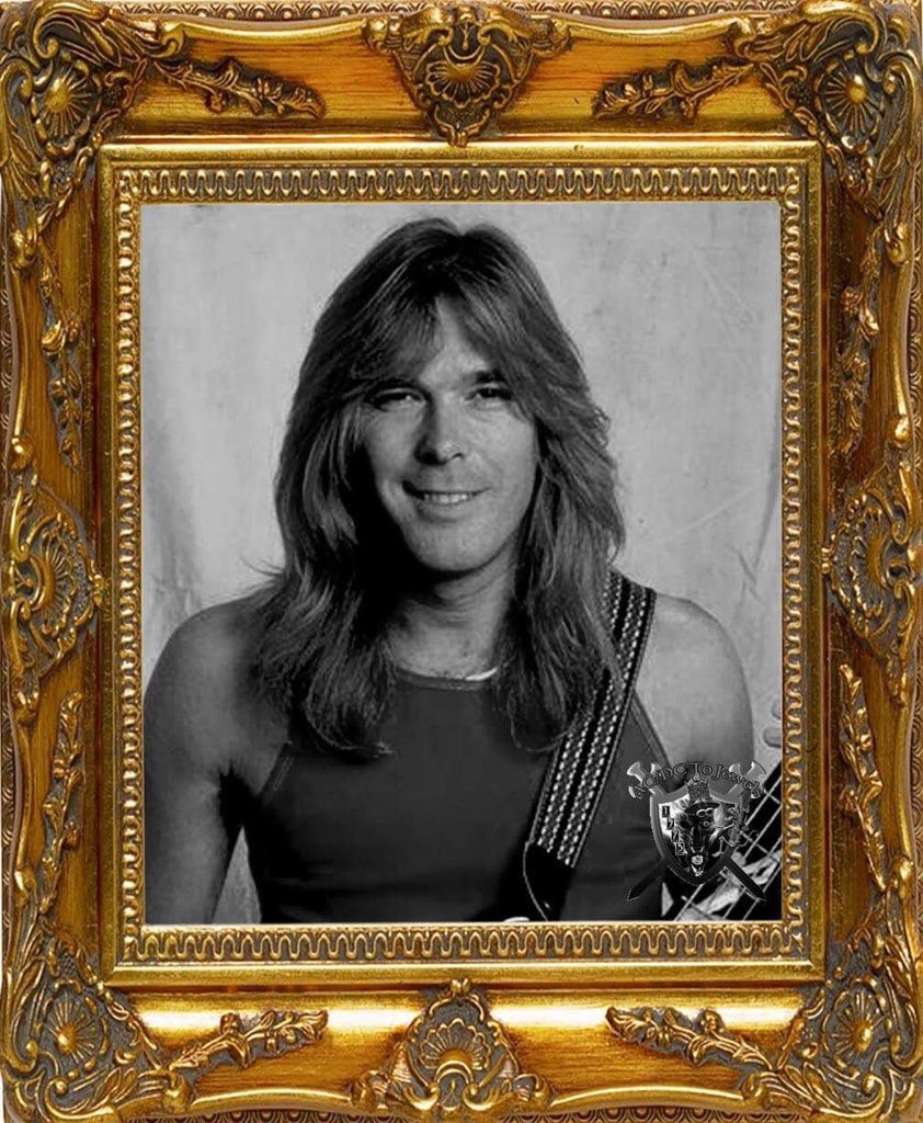 Happy birthday Clifford \"Cliff\" Williams..!! Romford, 14 dicembre 1949..      