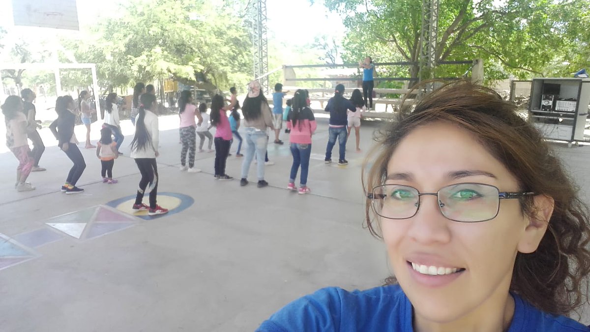 😊FELICES VACACIONES para todos!!
Escuela María Luisa López N°4355 Tolombón - Cafayate
#SaltaTieneFuturo
<a href="/GustavoSaenzOK/">Gustavo Sáenz</a> <a href="/matiascanepa/">Matías Cánepa</a> <a href="/DipTorres/">Fernanda Dip Torres</a> <a href="/RobertoIRamos/">Roberto Ismael Ramos</a> <a href="/MEducacionSalta/">Ministerio de Educación de Salta</a> <a href="/ricardo_villada/">Ricardo Villada</a> <a href="/MdeGobierno/">MinisteriodeGobierno</a>