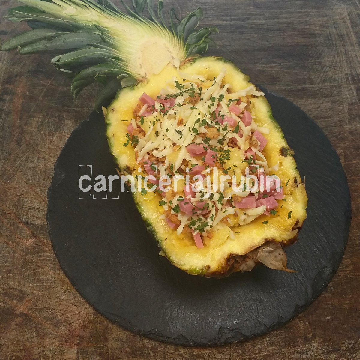 Piña rellena!!! 😘
#carniceriajlrubin
#hoycomoencasa
#redondela