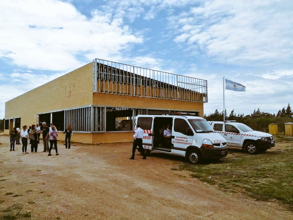 LArribalzaga's tweet photo. Felicitaciones!!! #FEABV #Bomberos #Voluntarios de #EntreRios hoy en #VillaElisa cerrando el año, impecable el avance del centro de capacitación de la FEABV https://t.co/DPV9ObqQrV