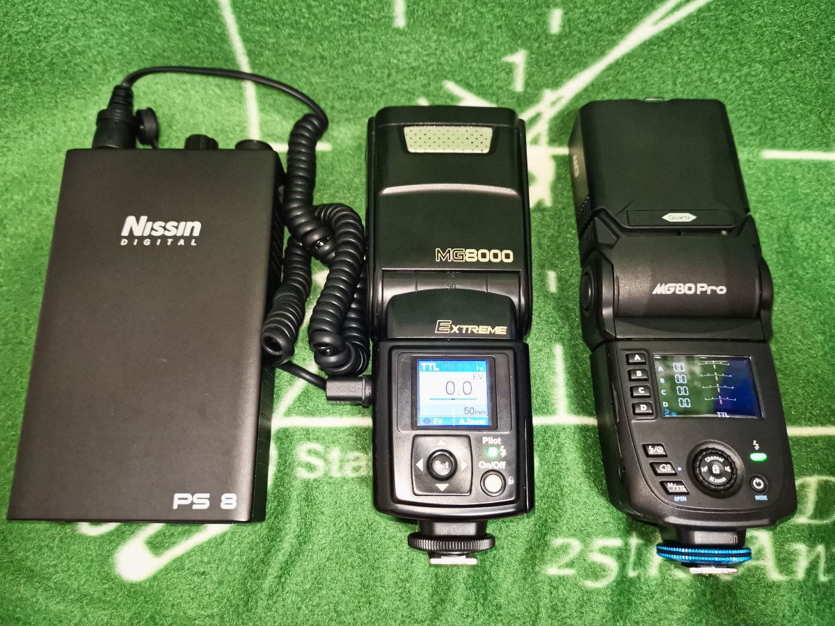socialdancer_AS's tweet photo. #580EXII のストロボの発光管が撮影中に故障して以来、もう何年も #MG8000 を使っていますが、発光管が故障したことは一度もありません。最近、リチウムイオン電池が内臓できる後継機種の #MG80Pro が出たので、外部バッテリーなしでどれだけ使えるのか、本日の撮影会で試してみようと思います。 https://t.co/nfqzI9XIT4