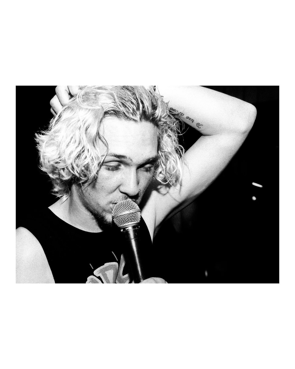 The scene lost a great guy this weekend. It was always a blast playing with @feverwar and watching Nich go wild. Keep his family, friends and the boys in Feve in your thoughts. 

📷: @killrichter