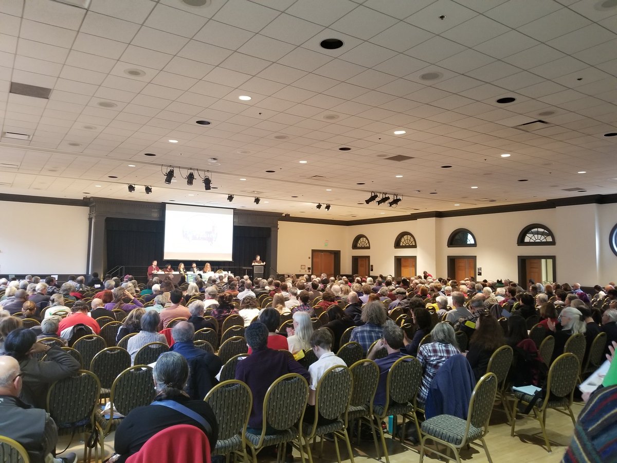 LCharkoudian's tweet photo. #RebuildMD Conference with over 500 advocates. Planning for the big work to fight climate change and build a just, equitable, and clean economy. #ClimateAction https://t.co/wetkq0Xm62