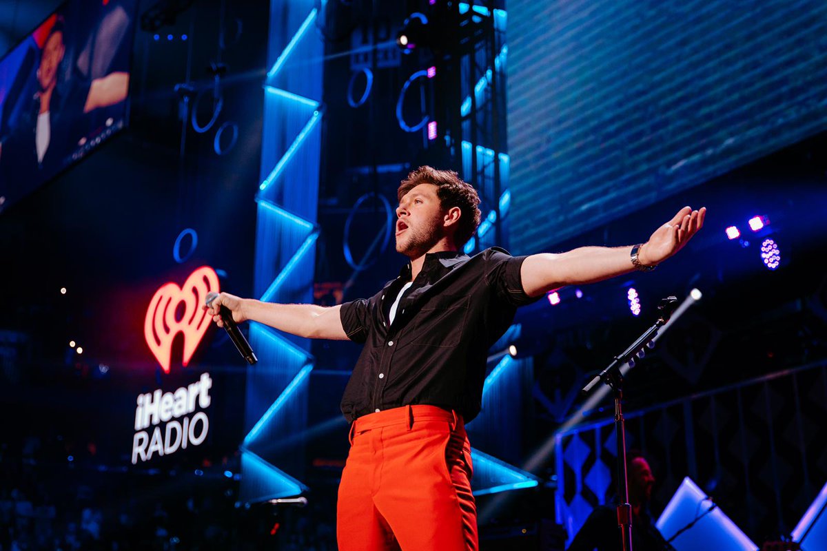 Madison square garden, z100 #iHeartJingleBall 2019. Always an honour, thank you xx 📸 @_CTierney