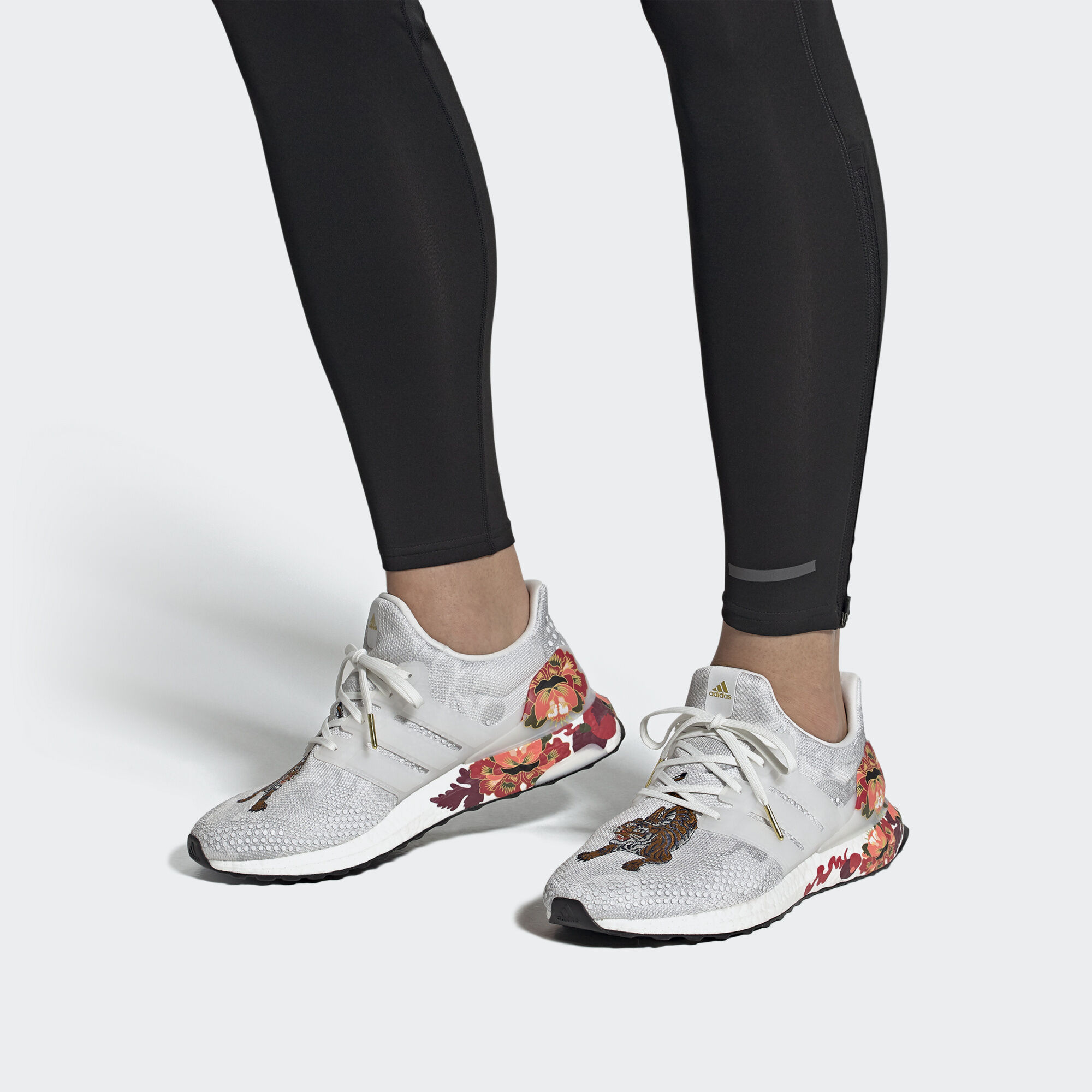 Adidas china top ultra boost 30