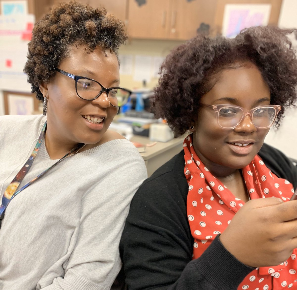 aprilpc's tweet photo. It was great to connect with others this morning at #ScratchEdBham to share ideas, brainstorm plans for coding in family/consumer science using Google Drawings/Scratch, explore @makeymakey, share @GirlsWhoCode, make PD plans, etc. #ScratchEdMeetup #DLPCoaching @GoogleForEdu https://t.co/05WYNH8aGe