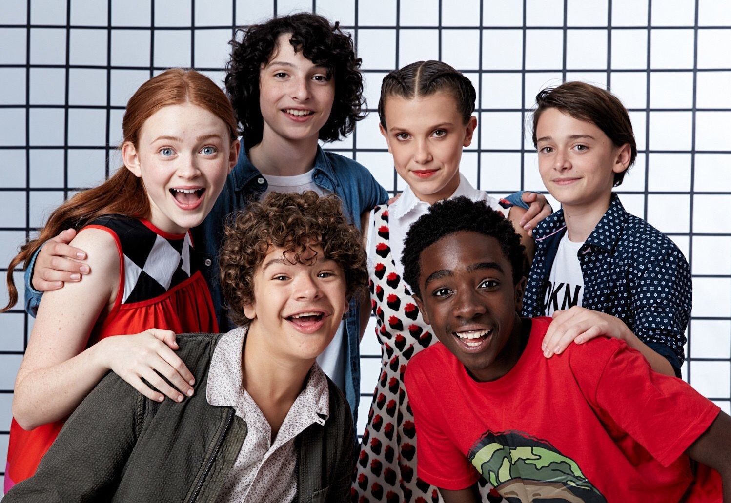 Stranger Things on Twitter  Elenco de stranger things, Stranger things  netflix, Personagens de stranger things