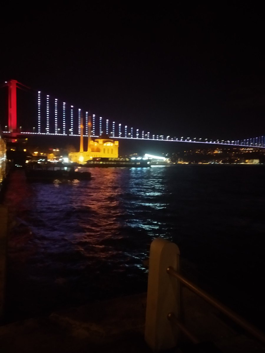 Bu muhteşem manzarada, bu muhteşem ürünleri denemek ve satın almak için herkesi yarın Feriye Kış Pazarı standımıza bekliyoruz 🛍️