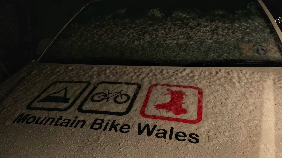 mtbcymru's tweet photo. Bbbbbbbrrrrrrrr it’s not looking good for Sunday morning ride! 🥶🥶🥶 #winter #wales #mtb #ridenothide https://t.co/6xuhCPslW7