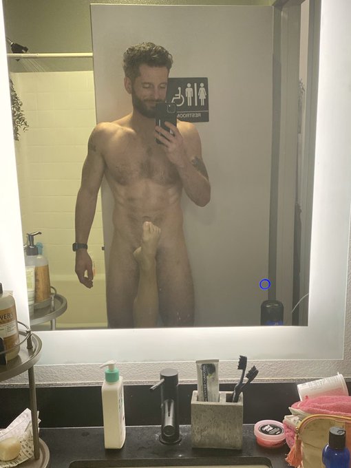 Well hello there 3rd leg 👋🏻 https://t.co/Tl2gnflOMG