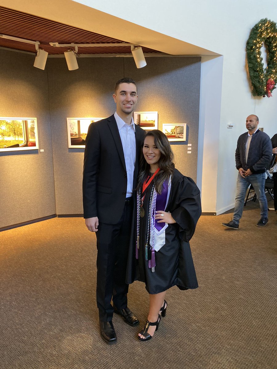 ShawtyMo's tweet photo. Within 24hr I graduated nursing school with Magna Cum Laude &amp; NOW I GET TO BECOME MY BEST FRIEND &amp; THE LOVE OF MY LIFES WIFEYYYYYY https://t.co/nOqenlLZzG