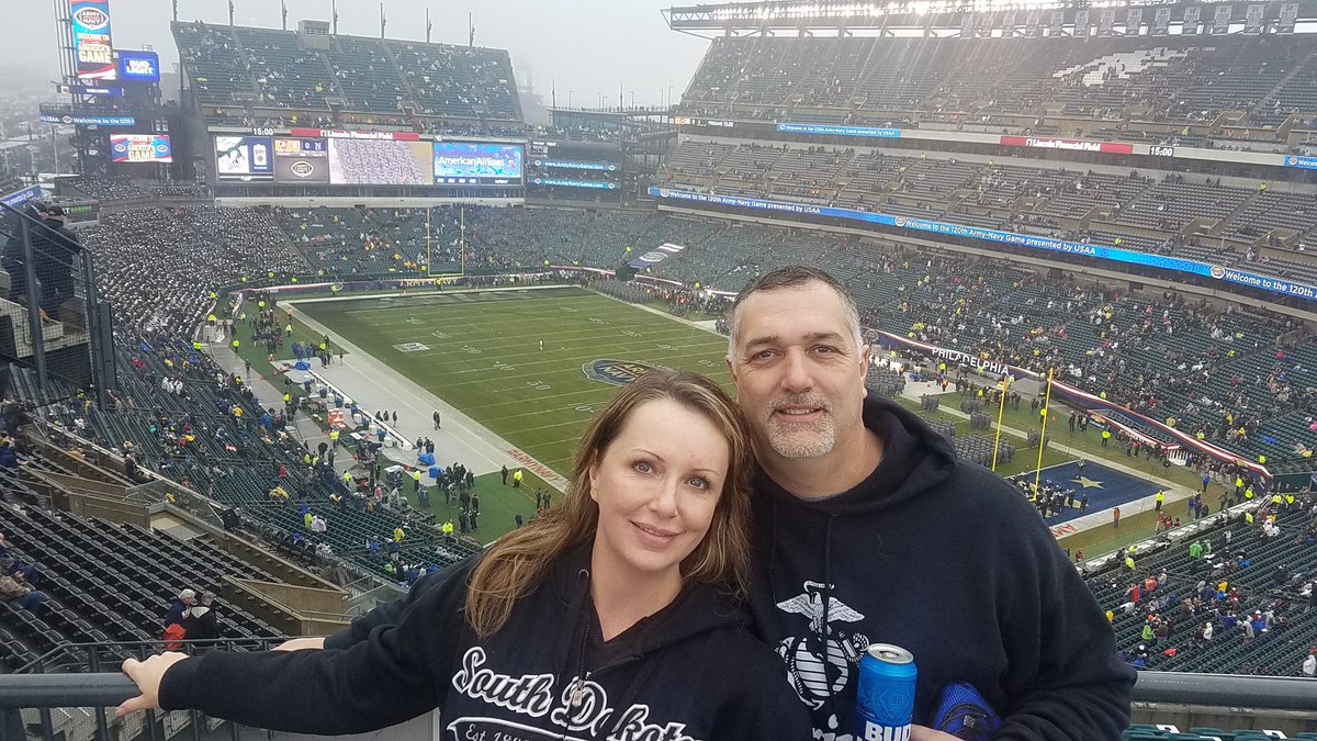 plainredpony's tweet image. #ArmyNavy