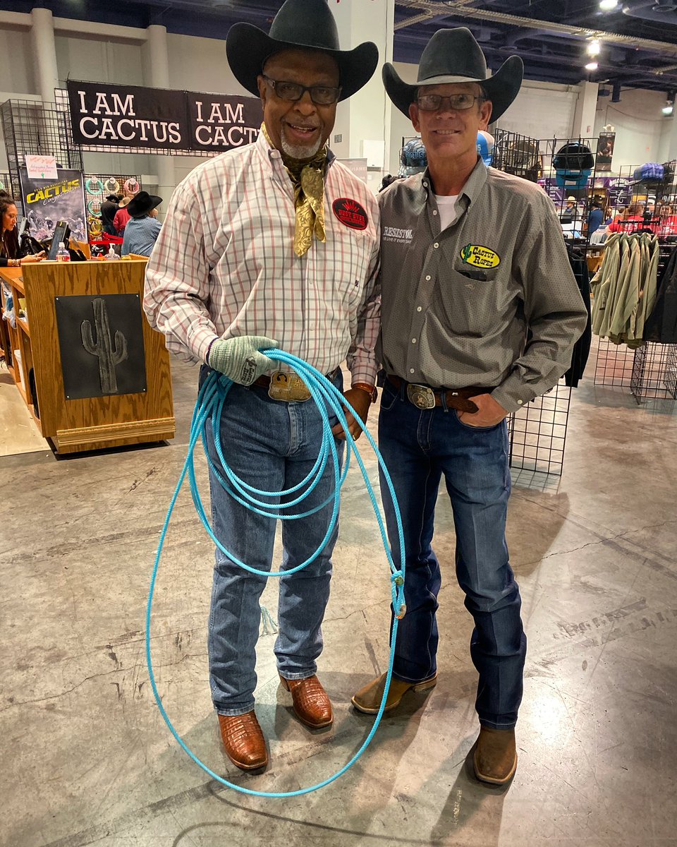 cactusropes's tweet photo. James Pickens Jr. stopped by the booth to try out The Future!🌵#wnfr2019 #teamcactus https://t.co/DwSCJqWPtQ