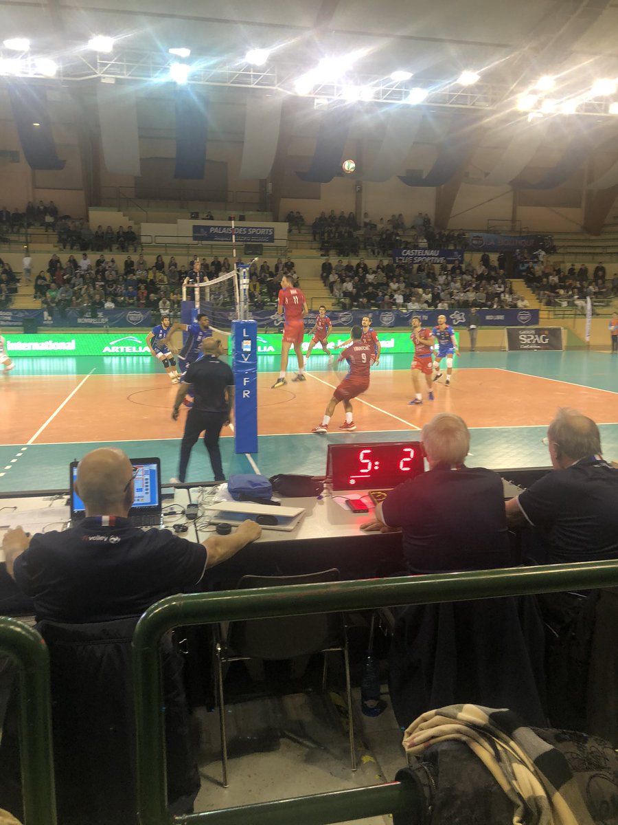 deverbizier's tweet photo. Superbe premier set pour le #MVUC contre Ajaccio @Saurel_P https://t.co/v3epjexNQW