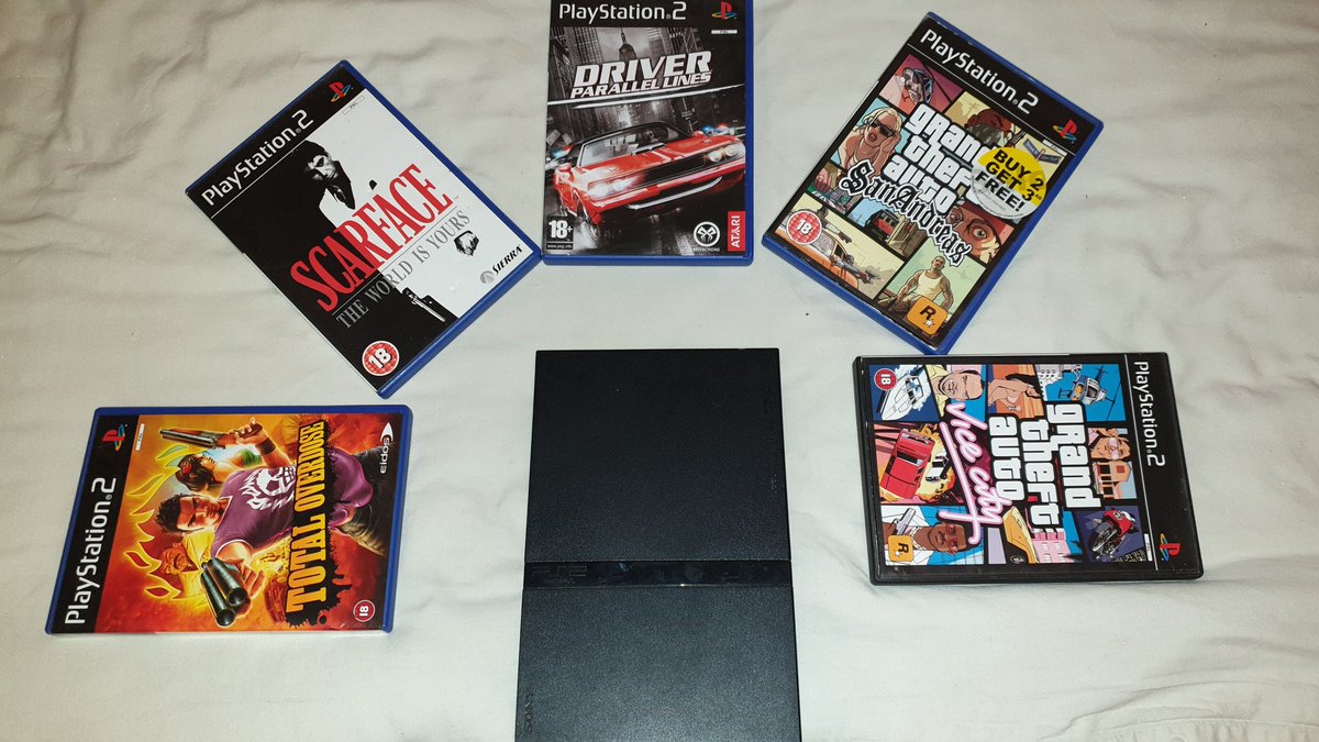 TheIrishLadYT's tweet photo. When life was a little simpler with no micro transactions just enjoy gaming 😁 #PS2 #PS2games #Dricer #GTA #ScarfaceGame #TotallyOverdoseGame https://t.co/4ILqmDKWIl