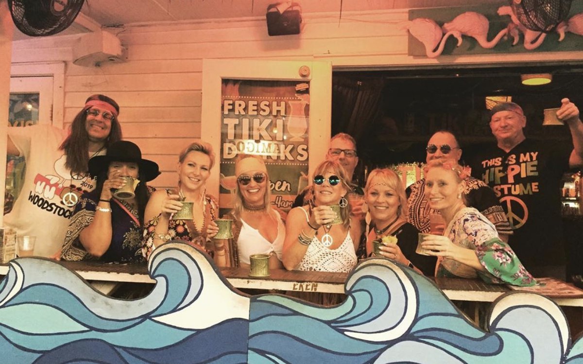 keywestfoodtour's tweet photo. Gettin' frisky with whiskey on our #CocktailCrawl.
Mon-Sat at 3:30pm https://t.co/KFI54b9V7Y