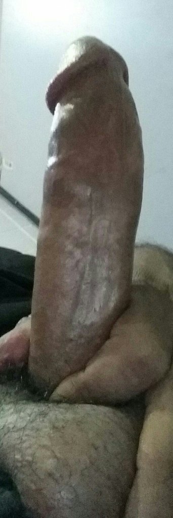 اححححح مين عنده سياره انا فشارع الآن اتمشا مين يمصصص المونسيه الرياض