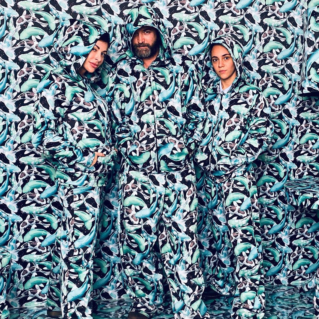 TScenarioStudio's tweet photo. Lost in a sea of blue
Don't forget! We're on Rodeo Drive until December 22nd for FREE ENTRY!
Don't miss your chance for professional photos!

#thescenariostudio #boldbh #beverlyhills #rodeodrive #losangeles #hollywood #koi #koifish #koipond #fish https://t.co/35Gq2ji39o