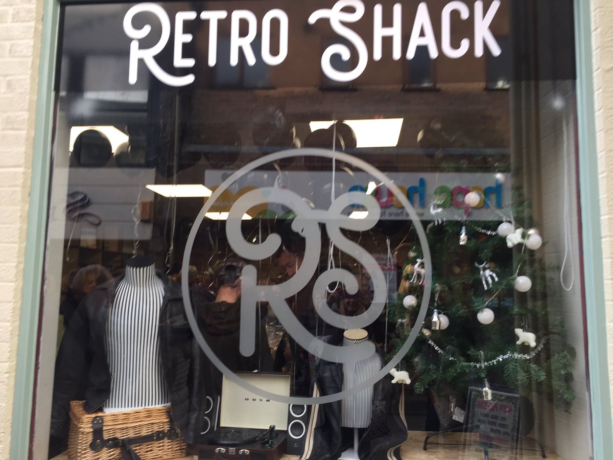 KatherineKynas2's tweet photo. Great new addition to Wellington - run by winners of Councils’s Young High Street Challenge 2019 - Wrekin College - make yours a retro Christmas!   @TelfordWrekin @Totally_Telford @LoveWellington1 @FraggleWorks @WrekinCol @TheGBHighSt https://t.co/jnpG60y1P2