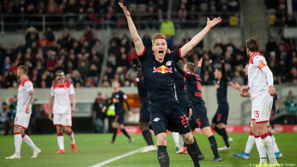 dw_sports's tweet photo. RB Leipzig have hit strong form.
✅ 3-0 vs. Düsseldorf
🤝 2-2 vs. Lyon
✅ 3-1 vs. Hoffenheim
✅ 3-2 vs. Paderborn
🤝 2-2 vs. Benfica
✅ 4-1 vs. Cologne
✅ 4-2 vs. Hertha Berlin
✅ 2-0 vs. Zenit
✅ 8-0 vs. Mainz
✅ 6-1 vs. Wolfsburg
#F95vsLeipzig #F95RBL https://t.co/sMPdnQLQ2v