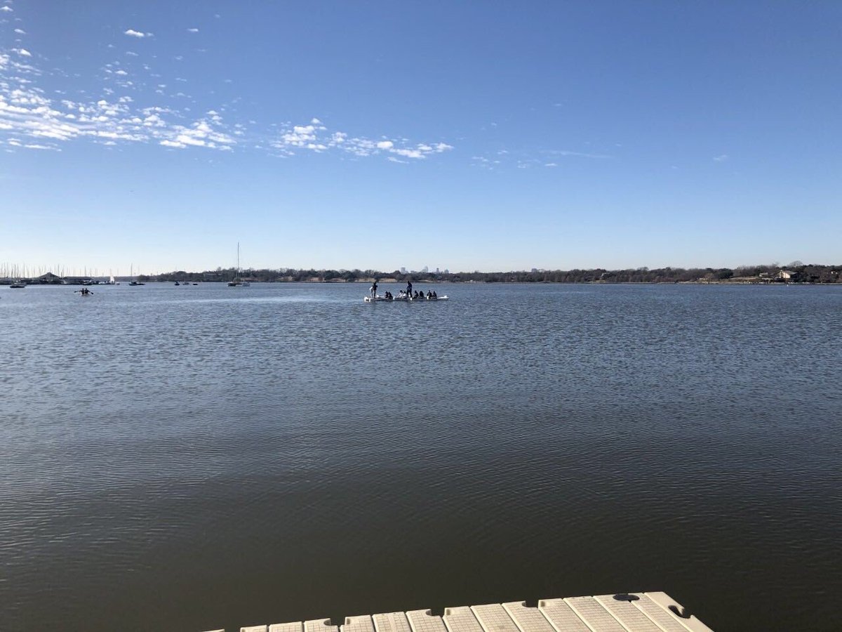 Townview_PE's tweet photo. Beautiful day at White Rock Lake with @RowDallasUnited #dallasisd #townviewmagnetcenter #whiterocklake #rowing https://t.co/GPwjYp06nz