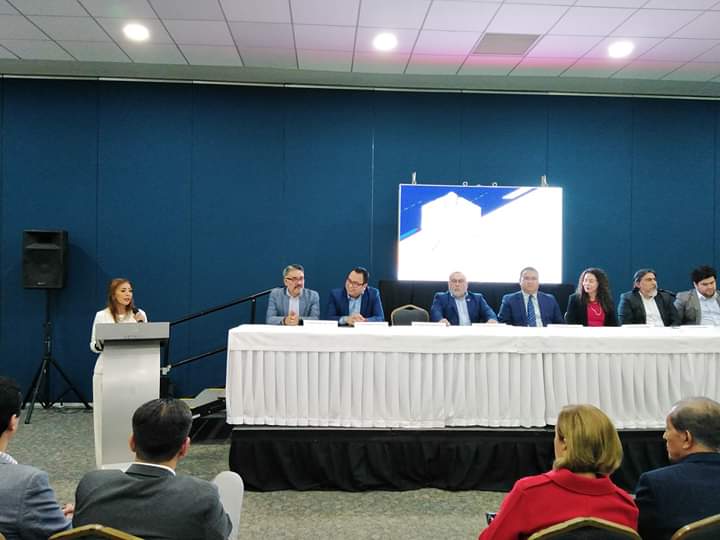 IUpalt's tweet photo. Felicitamos a la M. Esther Sarai Castillo Flores que el día de ayer viernes 13 dic. tomó protesta como Presidenta y Fundadora del Colegio de Economistas de Tamaulipas.
#ProudlyUP #upalt #UpBis #industrialengineering #industrialengineer #ingenieriaindustrial #OrgulloIndustrial https://t.co/WmrfxgaVmq