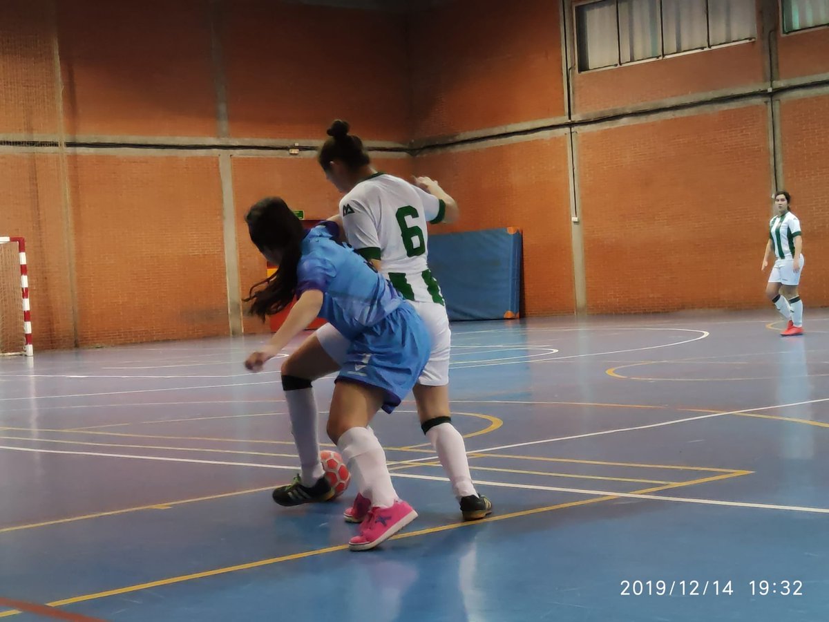 ¡Nueva victoria del Femenino Sénior! 

Las pupilas de Luis Lama vencen 2-5 en su visita al <a href="/CordobaFutsal/">Córdoba Patrimonio de la Humanidad</a> para seguir segundas clasificadas. Alba Carrillo (2), Carmen (2) y Vero Garrido hicieron los tantos mencianos en Córdoba.