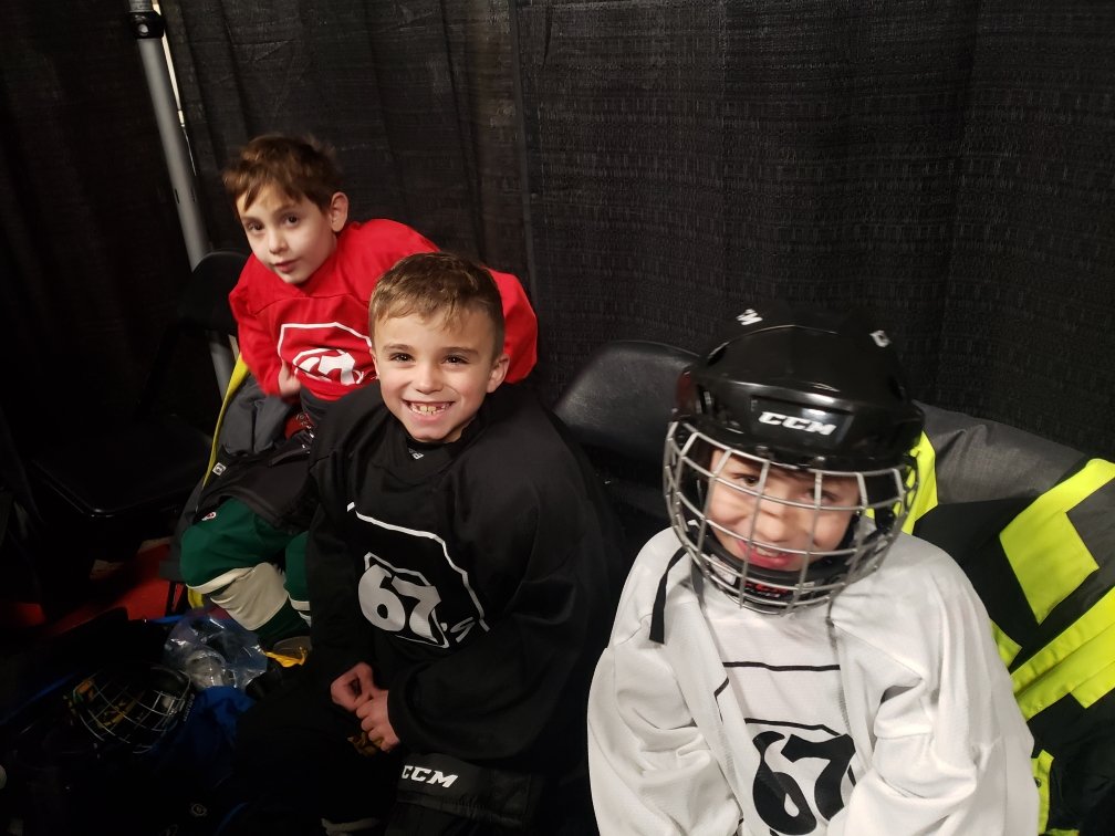MrsJaneCraig's tweet photo. Let's go 67s! GO JETS GO!!! #67s https://t.co/t19vlUS0uC