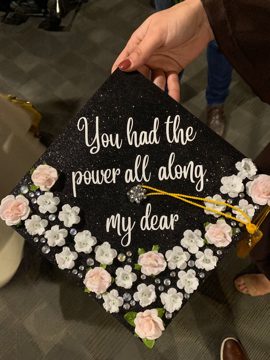 MillerAud's tweet photo. Seeing so many creatively decorated caps today at @MillerAud for @WesternMichU commencement! #WMUGrad 🐴💛🎓 https://t.co/vKDoNluXtb