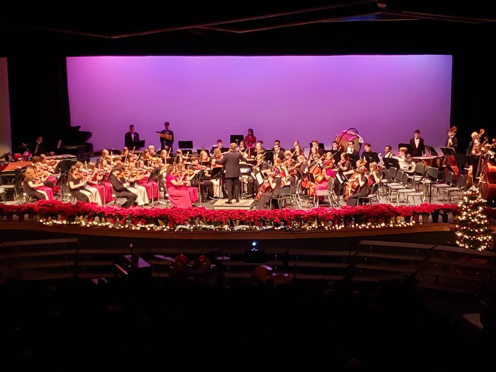 RyanMelhorn's tweet image. Another amazing holiday concert from our music department! @SW_MusicDept 

#SWExcellence #swhsmustangs