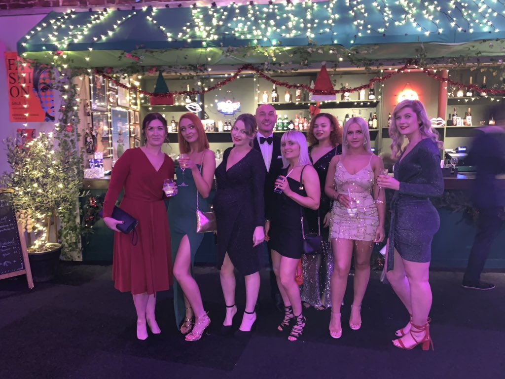 LabanHome's tweet image. Having the best Xmas party. Best hair makes the best people #smarterchristmas