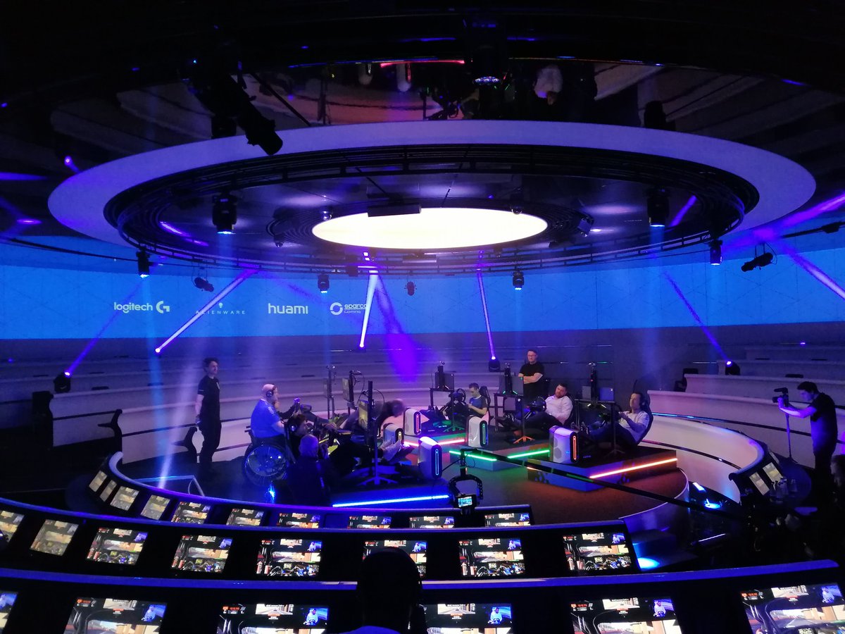 Massive congrats to <a href="/jetplaner/">jet</a> for winning the #McLarenShadowFinals! Truly deserved with almost a clean sweep. Happy with 3rd, but ofcourse not the result I aimed for. The last few weeks have been a very steep learning curve for me. Onwards and upwards to 2020!