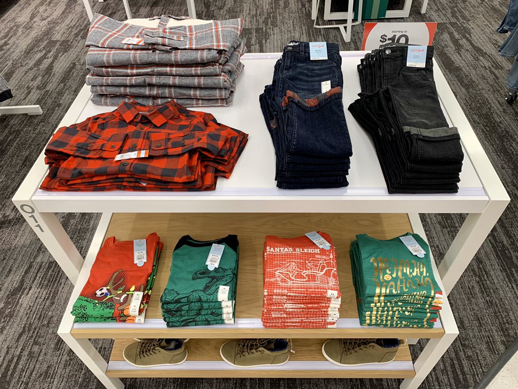 Love bringing our tables to life at the 1502! The satisfaction of watching it shopped once you walk away! #guestapproval #TARGET #bestsetstore #standards #holidayseason <a href="/DanielleChenier/">DanielleChenier</a> <a href="/TSadie1502/">TGTSadie1502</a> @tracyacurry1 <a href="/relentlessind/">Relentless Industries</a>