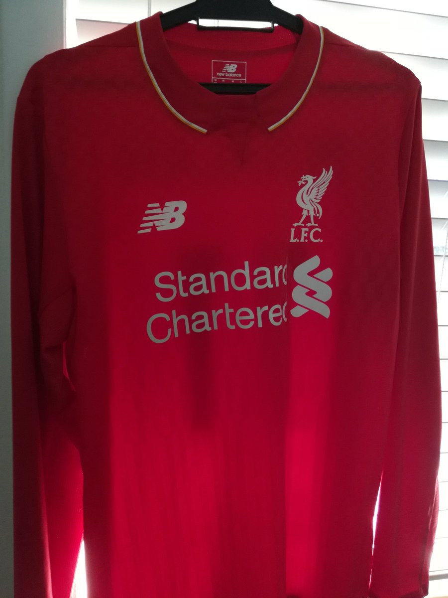 NoniAwang's tweet photo. Premier League Mornings in Miami is always a good start to the weekend! And thank you to the team @AveryDennison for printing this for me 😊 #MyMiamiPLShirt #LFC #YNWA #305 https://t.co/PXtNDngd3g