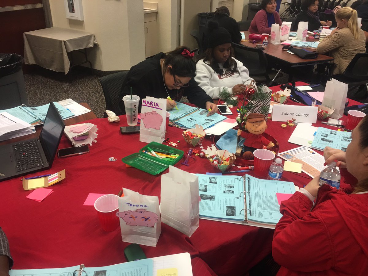 lisa_eckhoff's tweet photo. Hmm, the ideal “small group” size for learning is the same as bday parties = age of the child + 1. Small group for 3 year olds is 4 kiddos. https://t.co/JADrjWdyff