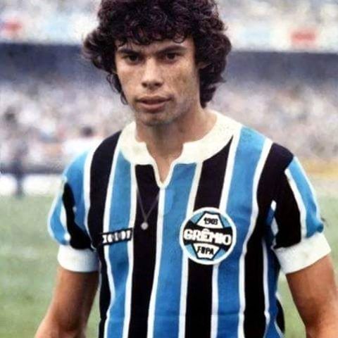 7 curiosidades sobre Paulo Roberto, ex-lateral do Grêmio