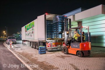 مشاهده عکس در توییتر