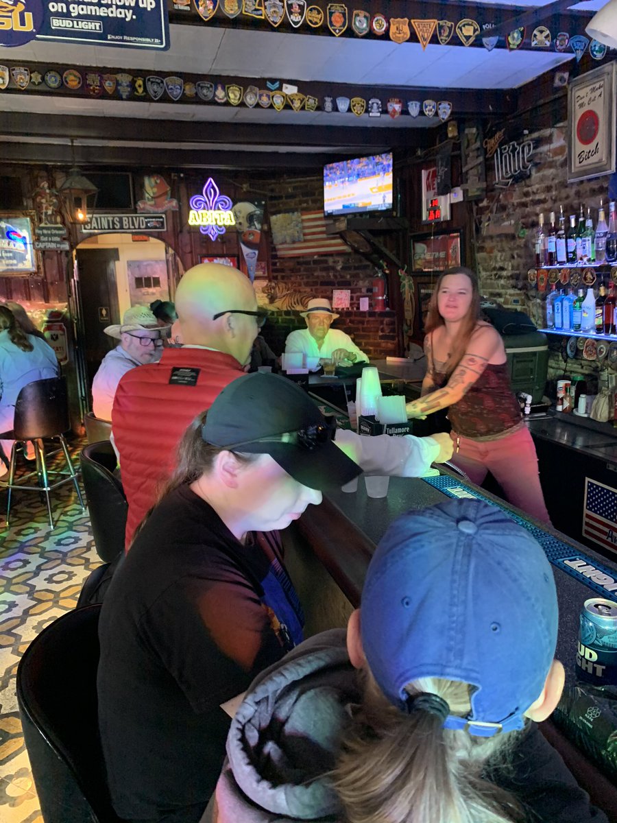DustinJPayne's tweet photo. @notthefakeSVP taking a shot in New Orleans? https://t.co/jROIChQz13