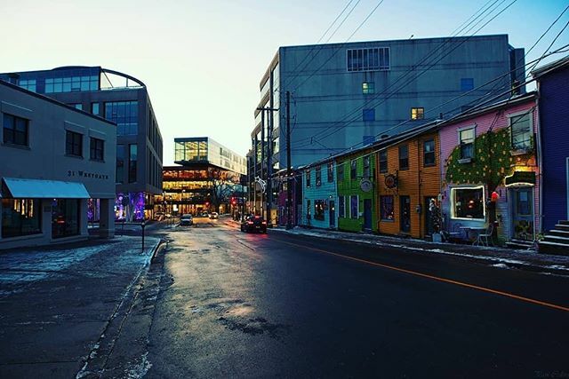 halifaxnoise's tweet photo. From @wildsweetpeaphotography Drama on Queen #hrm #discoverhalifax #explorehalifax #novascotia #halifaxnoise #halifax #architecture #hrmviews #queenstreet #halifaxnovascotia #eastcoast #atlanticprovinces #makearteveryday #igers_novascotia #citystreets #… https://t.co/lCNkh4wpsv https://t.co/AonMxnlfg3