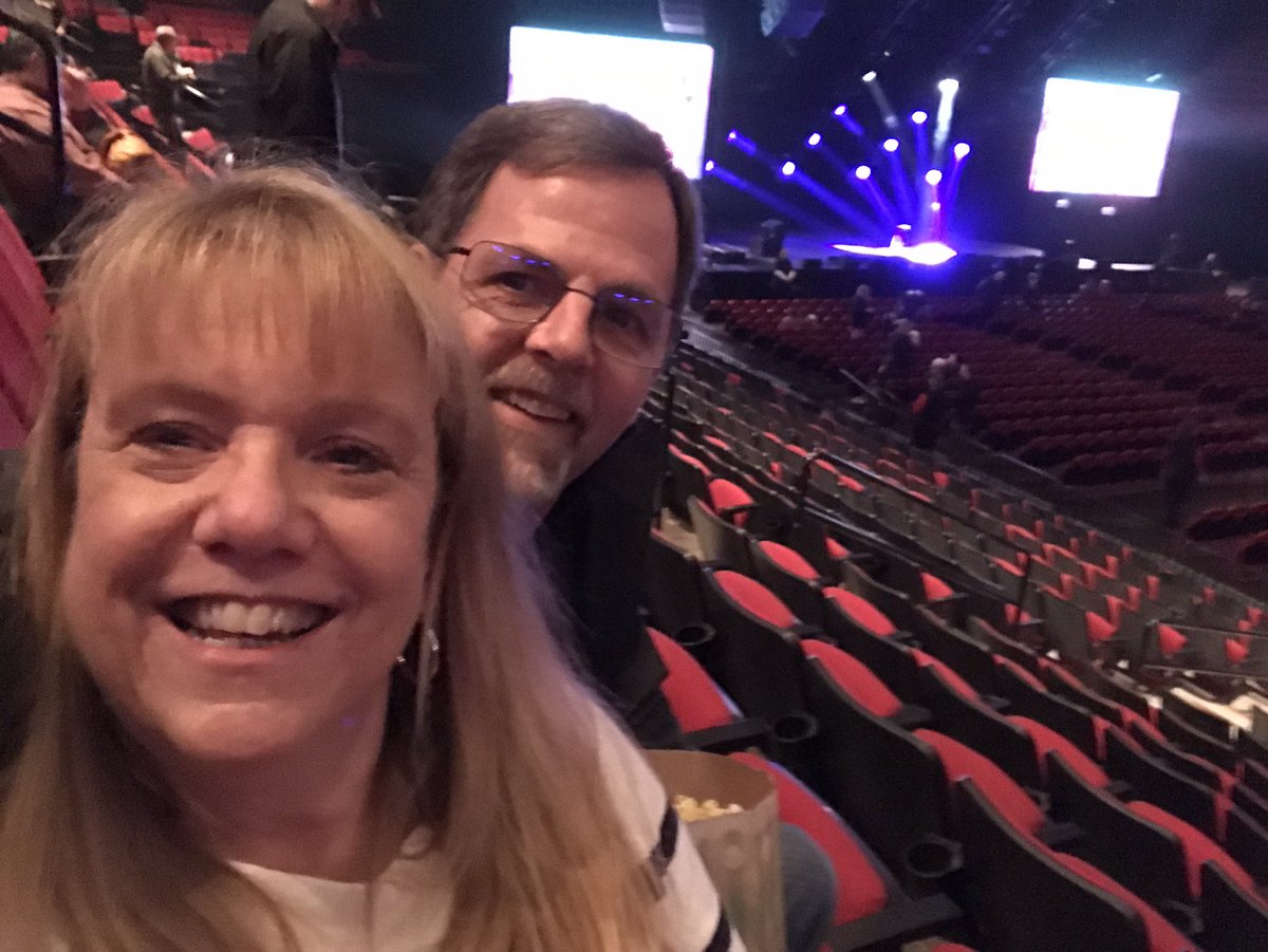 Ktbarrett1965's tweet photo. @Trevornoah So excited to celebrate our 30th wedding anniversary with Trevor Noah!!! #LoudAndClearTour https://t.co/WkLELeP5Ry