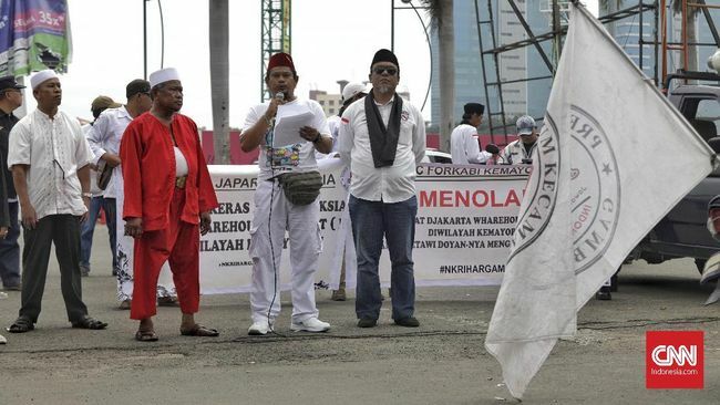 rednesia's tweet image. Speaker Kalah Keras, Ormas Penolak DWP Bubarkan Diri via /r/indonesia ift.tt/34lHB5R