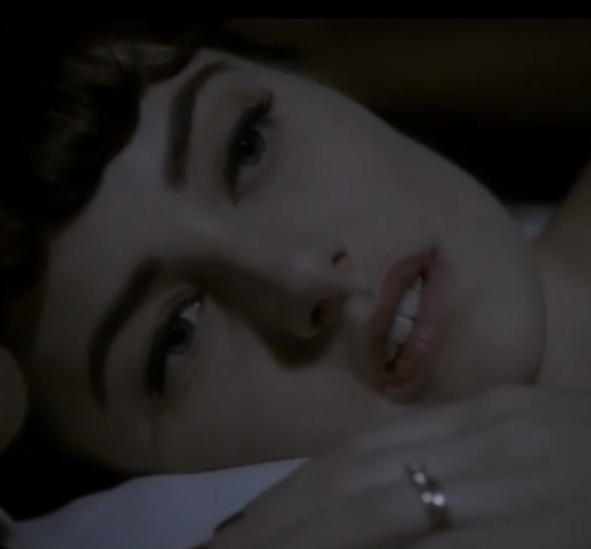 falicewise's tweet photo. «Fallen Angels» (1995) is pure art 🙌🏻 
@madchenamick #queenofeverything 👩🏼👠 https://t.co/7CpaBh43U3