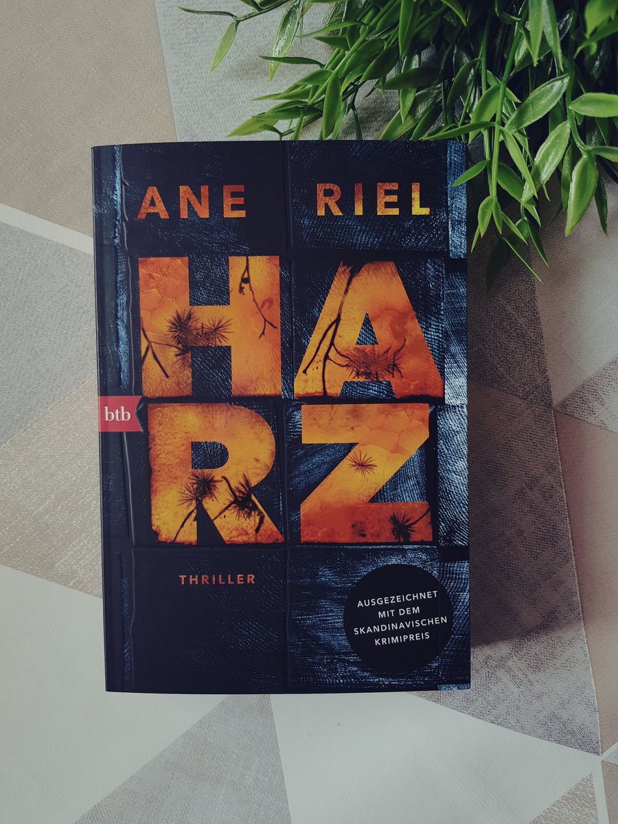 Kennt ihr "Harz" von Ane Riel? Wenn nein, dann solltet ihr euch diese #Rezi nicht entgehen lassen!😉

aljus-bookblog.blogspot.com/2019/12/harz-a…

#Harz #aneriel #thriller #buch #blogger #buchblog #rezension #lesen #btb #messisyndrom #bücher #reading #roman #buchkritik