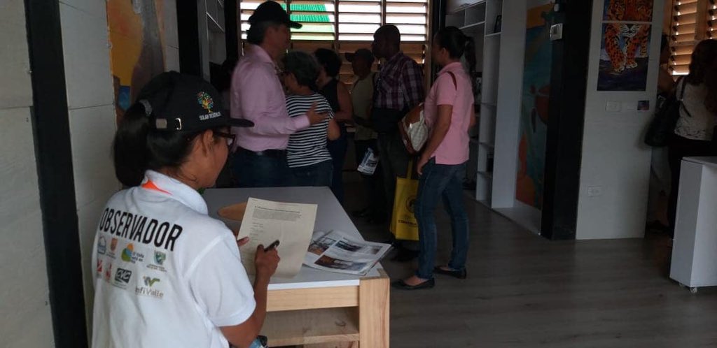 aenarvaez's tweet photo. #AEstaHora se lleva acabo la prueba de electrodomésticos en #VRISSACasaSENA. Esta es una de las 10 pruebas del Solar Decathlon 2019 #Cali que dará a conocer al ganador mañana, después del mediodía.
#SomosSENA https://t.co/3jholvXV10