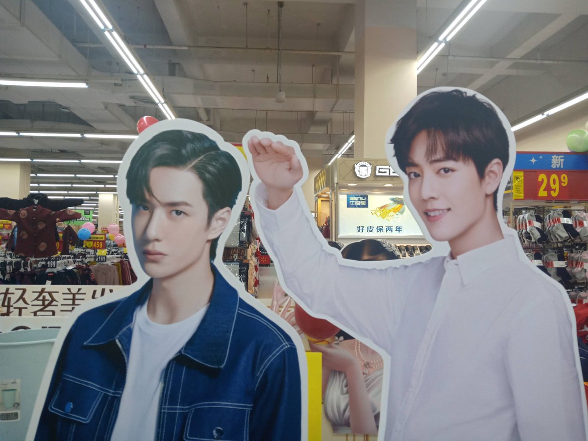 Anleensb's tweet photo. จ้านใจเย็นๆนะคะ...มีอะไรค่อยๆพูดค่อยๆจากันเนอะ....
🤣🤣🤣🤣🤣 https://t.co/SwrF2DxK6q