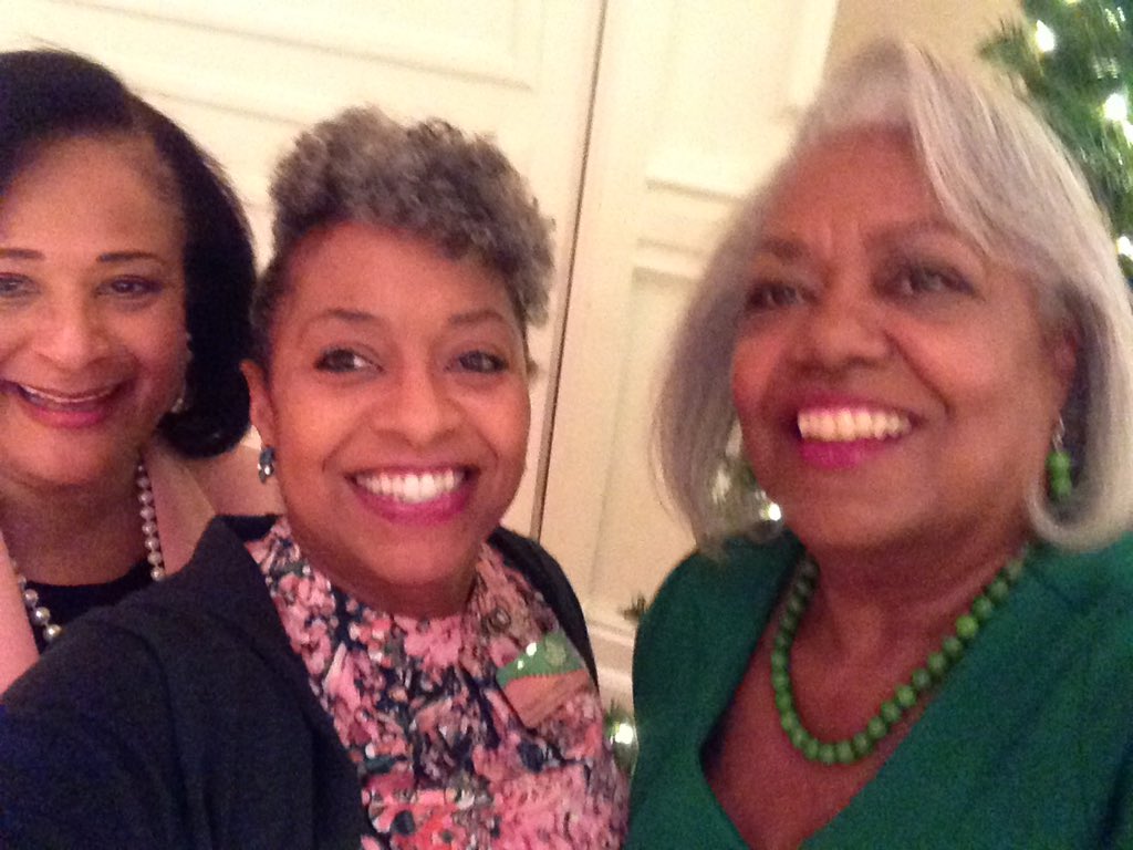 fjenell's tweet image. #nurturingourivy #mukappaomega