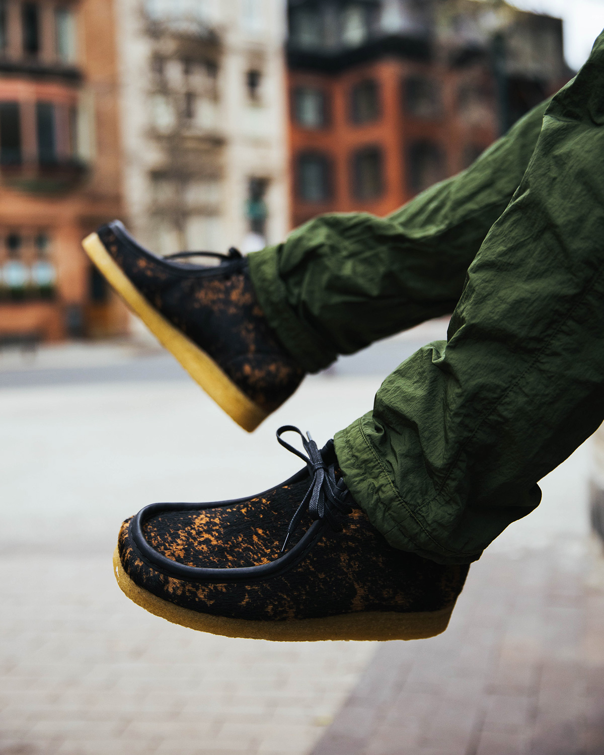 teer taart onvoorwaardelijk atmos USA on Twitter: "The iconic #Clarks Wallabee Boot gets a pony hair  update with a Tortoiseshell pattern. Available in stores and online. #UBIQ  #TheWorldOver Shop: https://t.co/63hQOYniHe https://t.co/fVQrVCTpQl" /  Twitter