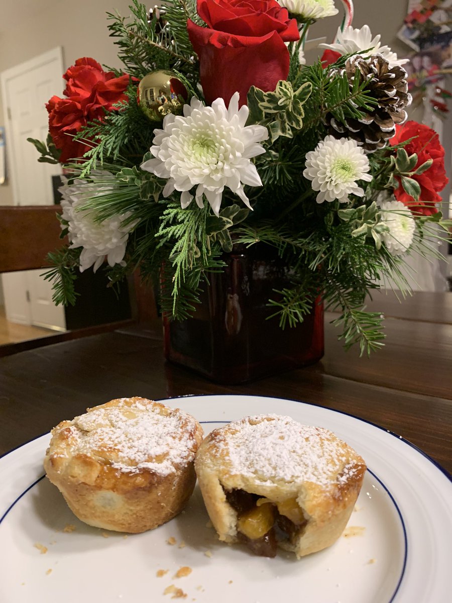earnshavian's tweet image. You can take a man out of England but at Christmas he&apos;ll still want mince pies. Thanks to my lovely wife and one of my sons for making these