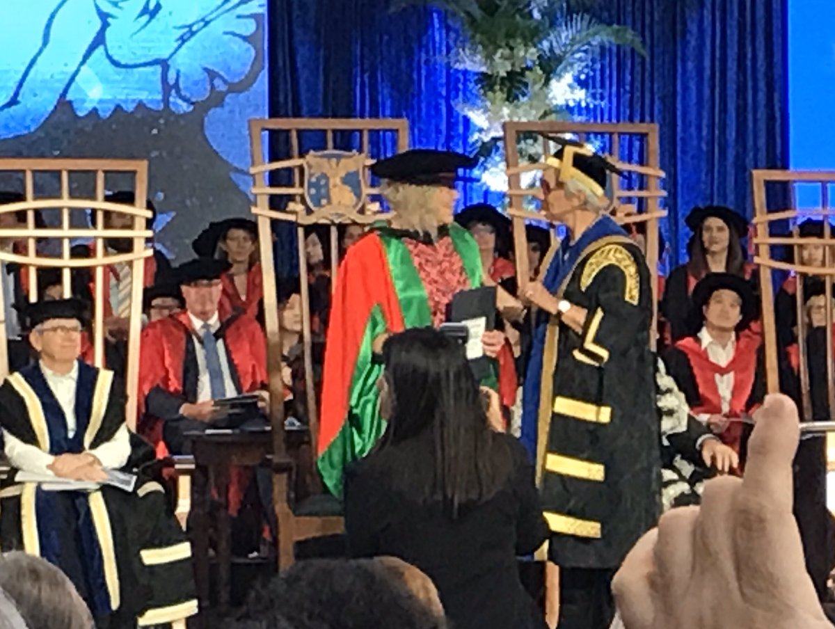 drckarcher's tweet photo. Presenting DOCTOR Jennifer Keast! Congratulations Jen! 😘 #simulation @UniMelbMDHS https://t.co/HZ4hhLaosI
