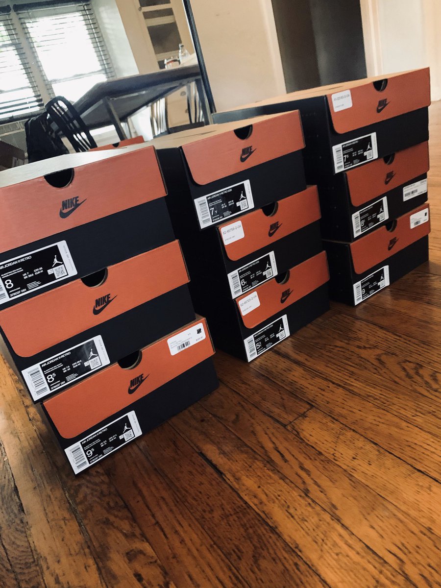 dawnkix1's tweet image. Wasn’t feeling the online release or footsite leftovers so ran around town a bit this AM 🤘🏽 @Join_Wolfpack